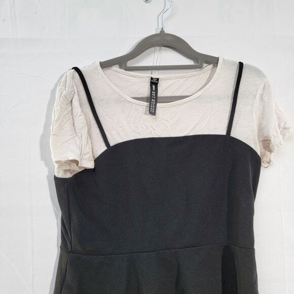 Design Lab White Crop Short Sleeve Top W/ Black Panelled Strappy Size Medium - Picture 6 of 9